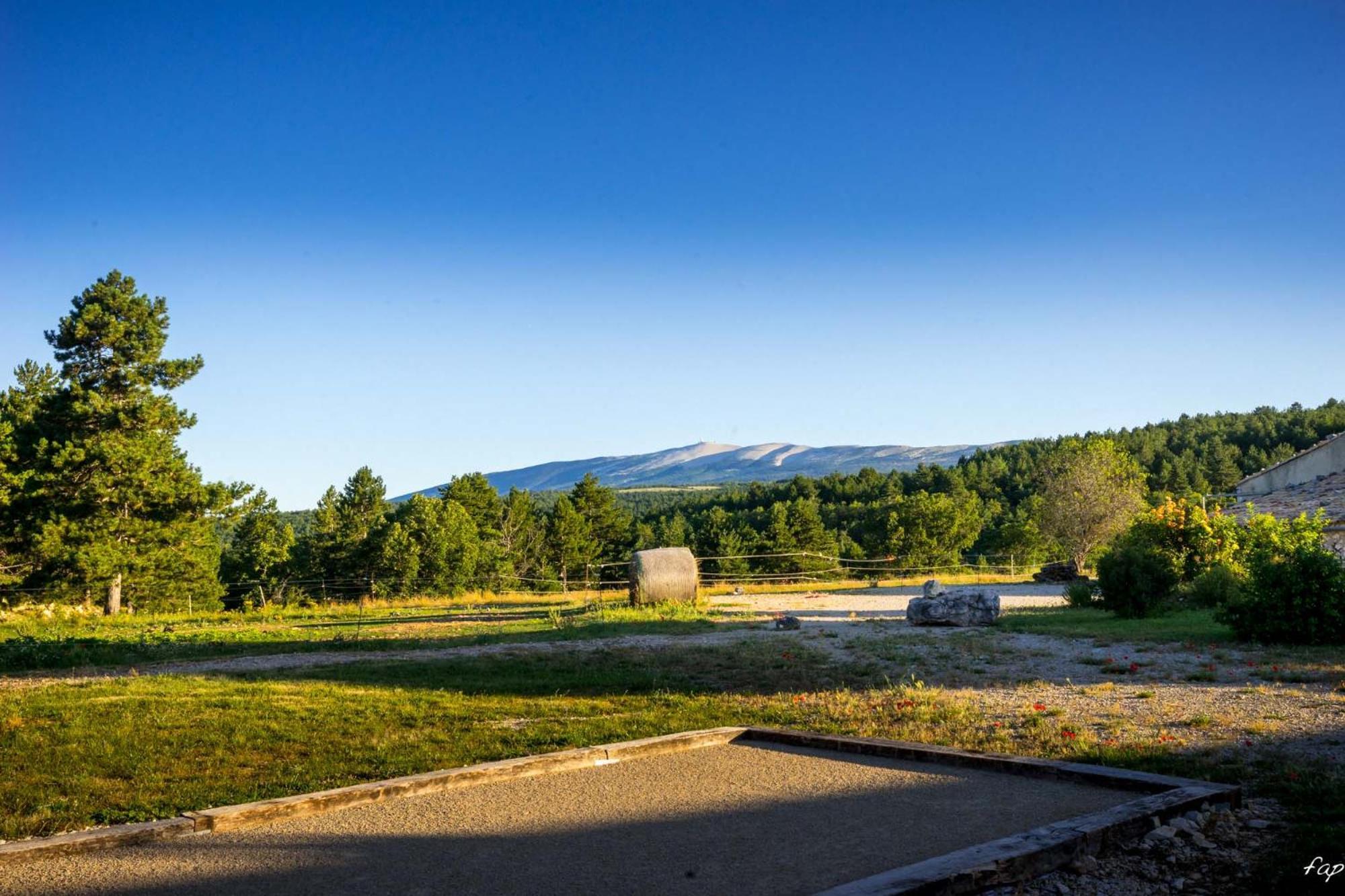 A Ventoux Yourte Monieux Экстерьер фото